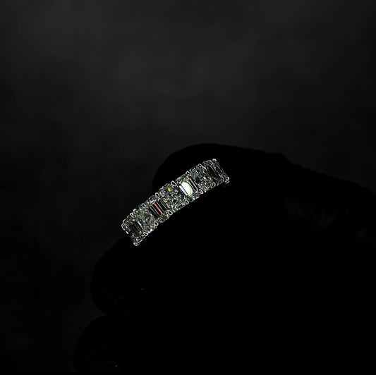 Gabby 2.0 Custom - 4 Carat Band